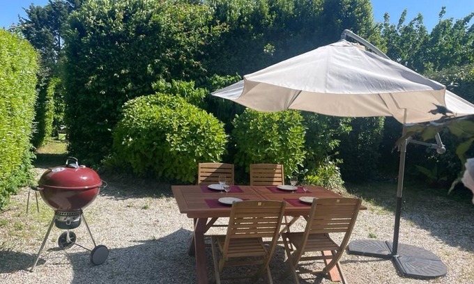 Carolles House | La Capucine