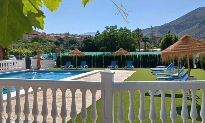Cenes de la Vega Cottage | La Casita de Rufo, with pool, barbecue and wifi 10 minutes from the center of Granada