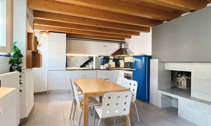 Lecco Apartment | La Casa Azzurra - Affitti Brevi Italia