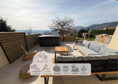 Enval Villa | La casa bella vista