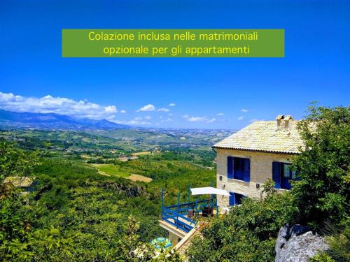 Abbateggio Bed & Breakfast | La casa dalle finestre blu