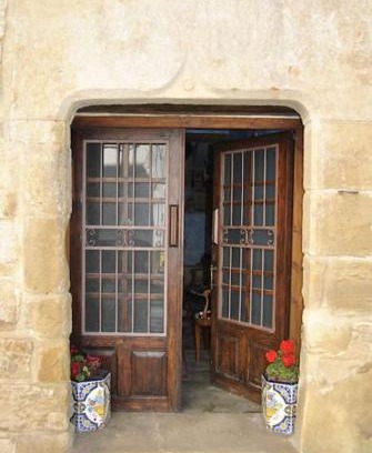 Castelseras House | La Casa de la Calle Mayor