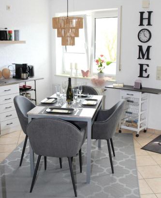 Oberschledorn Apartment | La Casa
