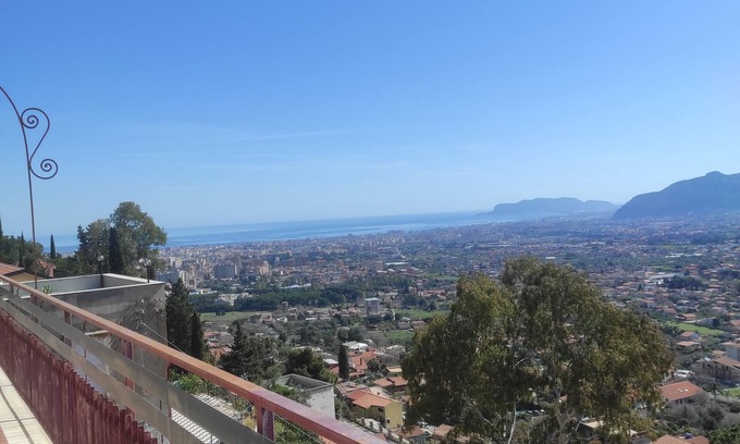 Monreale Apartment | La Casa Del Nonno Casa Vacanza a Monreale