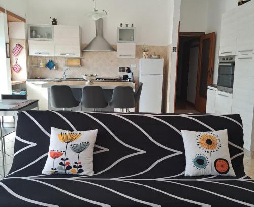 Frattocchie Apartment | La Casa di Ale 2 - luminoso e ampio appartamento vicino Roma