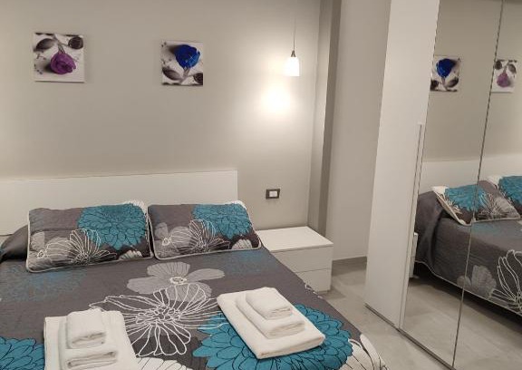 Pegli Apartment | La Casa di Linda