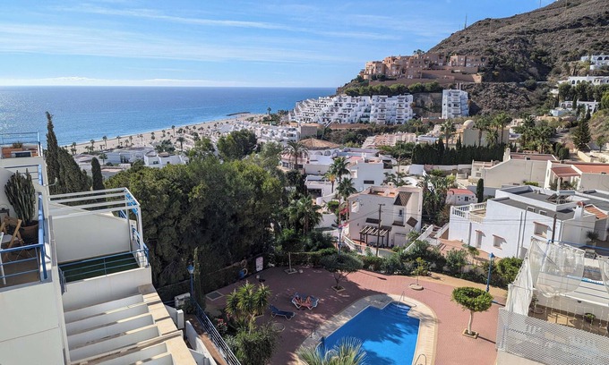 La Parata Apartment | La Casa Redonda lovely 3 bed penthouse withn sea views - a short walk to beach
