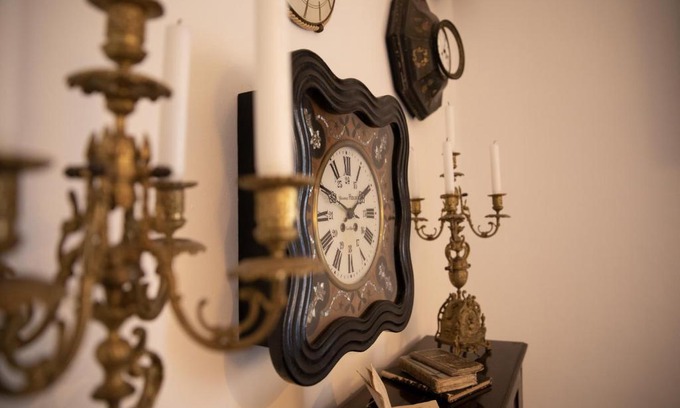 Enna Apartment | La casa sulla piazza (Historic apartment)