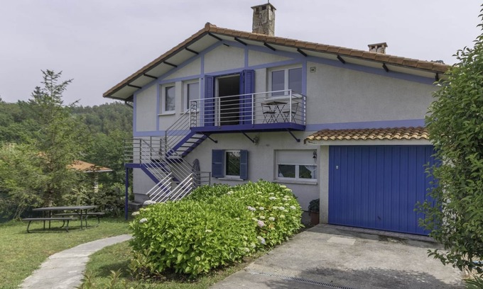 Barrika Apartment | La casita de Matilde con jardín privado en Barrika
