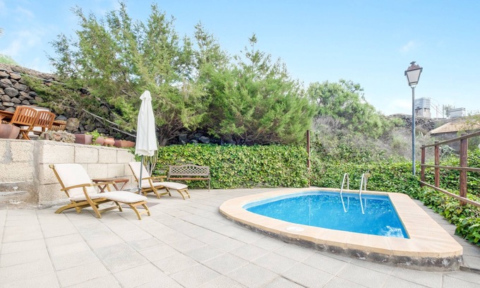 Chio Villa | “La Casita del Viejo” with, Sea View, Wi-Fi, Terrace, Garden & Pool