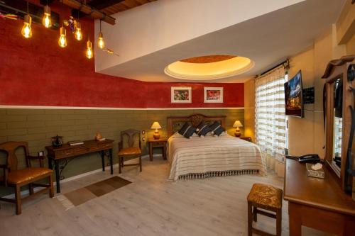 San Felipe del Agua Hotel | La Casona Colorada San Felipe del Agua