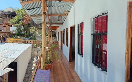 Pasajcap Bed & Breakfast | La Caverna inn