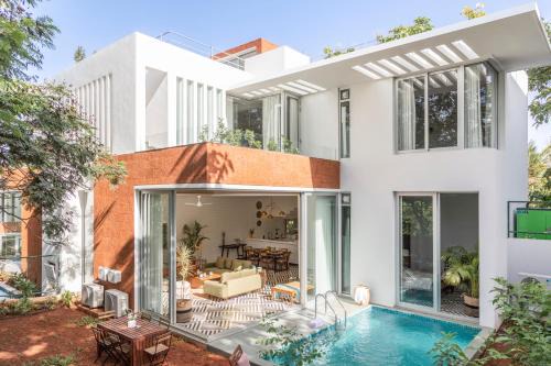 Parra Villa | La Covelo, 3BHK Villas very close to Assagao with Private Pool, Terrace, Garden, Kitchen & Security