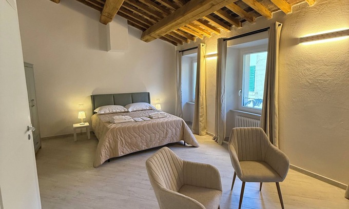 Montalcino House | La Dimora di Roberta is located within walking distance of the Fortress and the historic center.