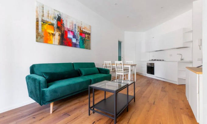 Gianicolense Apartment | La Dolce Vita - Stylish Flat inTrastevere 60sqm