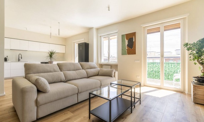 Quartiere XI Portuense Apartment | La Dolce Vita - Trastevere Station Sunny Penthouse