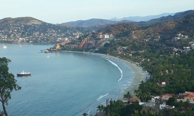 Playa Las Gatas Bed & Breakfast | La Escollera Suites Adults Only