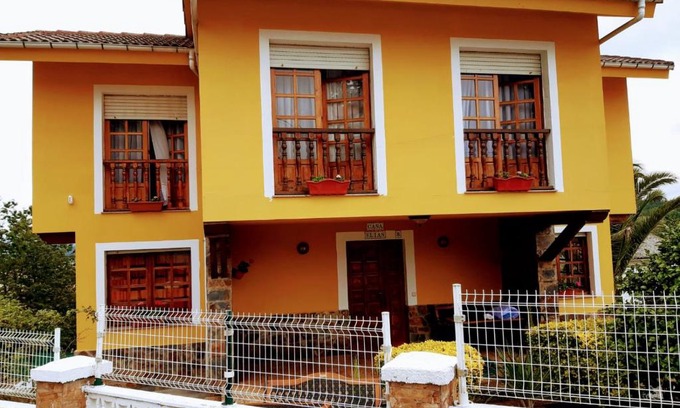 Tineo House | La estrella