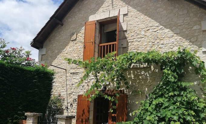 Limeyrat House | La Fée Bleue