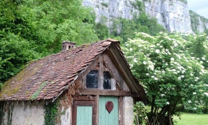 Saint-Christophe-la-Grotte House | La Ferme Bonne de la Grotte