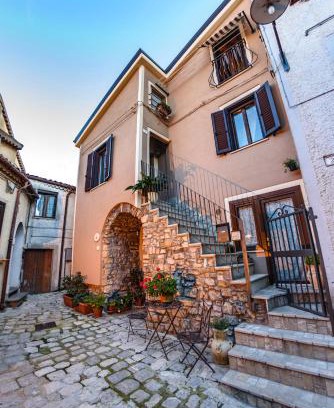 Pignola Apartment | La Finestra Sui Cento Portali