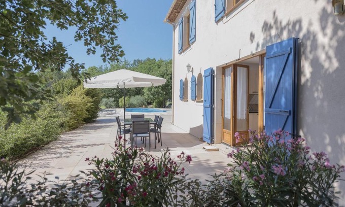 Flassans-sur-Issole Villa | La Flassantine - Appartement