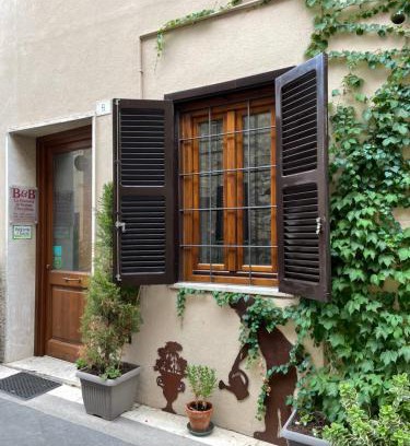 Villa San Giovanni in Tuscia Bed & Breakfast | La Fontana di Nonna Checchina