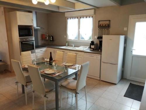 Fouesnant House | La Glycine