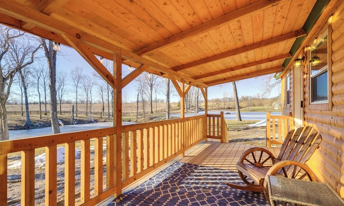 La Grange Cabin | La Grange Cabin on a Racehorse Farm w/Pond Views!