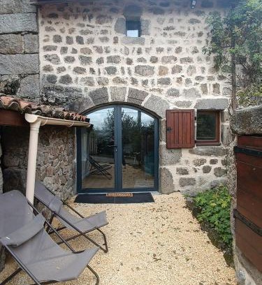 La Seauve-sur-Semene House | la grange du champ