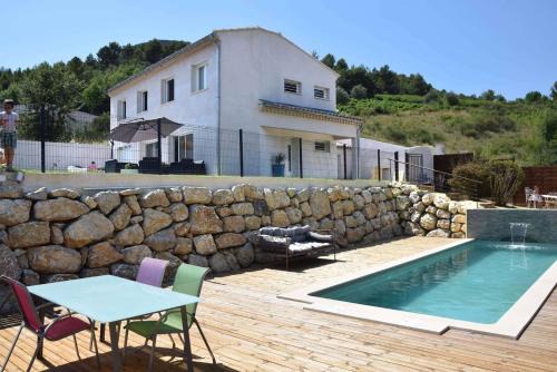 Pierrelongue Villa | LA KALICIA