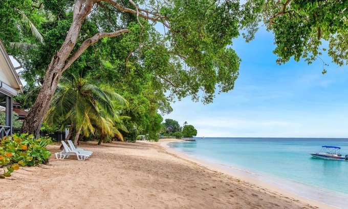 Reeds Bay Apartment | La Lune Luxury apartment