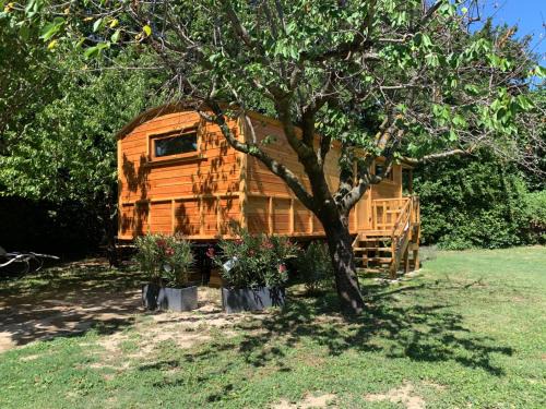 Grillon House | LA MAGNANERIE