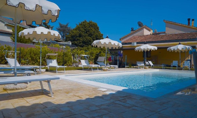 Campagna Bed & Breakfast | La Magnolia B&B