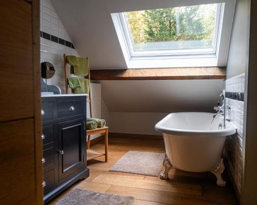 Jurbise Bed & Breakfast | La maison d'emile