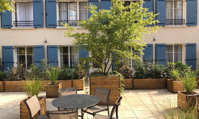 Honfleur Apartment | La Maison d’Eugène Appart’Hôtel - Centre historique