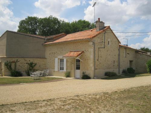 Chauvigny House | LA MAISON D'HENRI