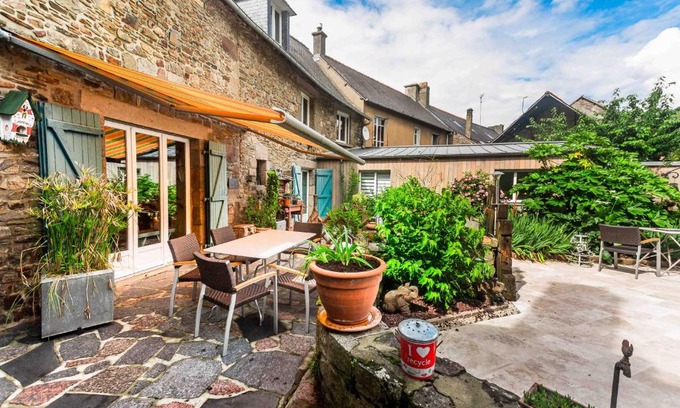 Combourg Bed & Breakfast | la maison d'idylle