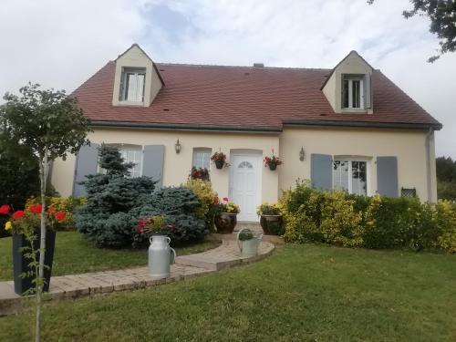 Beaumont-les-Autels Bed & Breakfast | la maison de Marie
