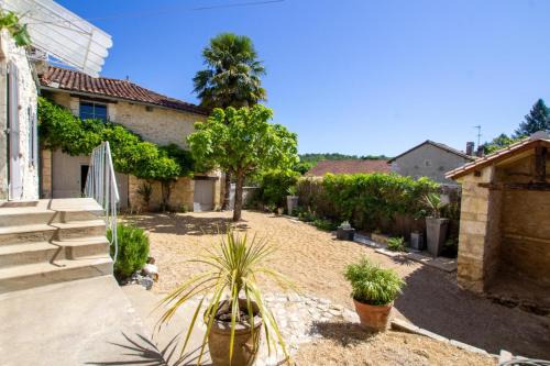 Champagnac-de-Belair House | La maison de lolo et marco