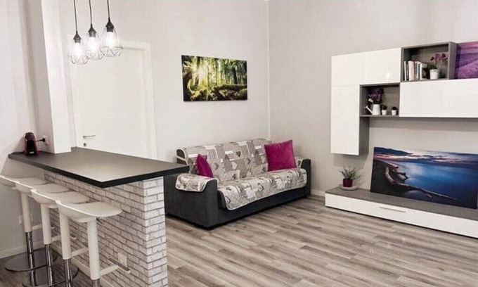 Opera Apartment | La Maison de Karin
