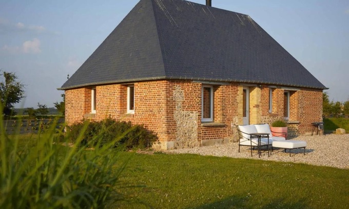 Doudeville House | La Maison de la Mare