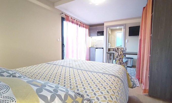 Cierrey Bed & Breakfast | La Maison des Douces' Eure