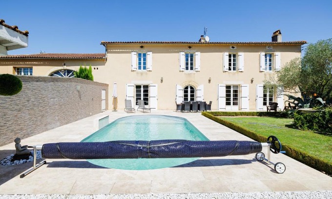 Saint-Pierre-de-Bat Villa | La maison des vignes
