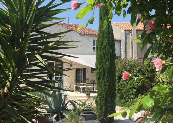 Thaire Bed & Breakfast | La Maison du Baloir