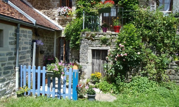 Ecutigny House | La maison du Gué