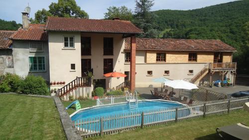 Durban-sur-Arize Bed & Breakfast | La Maison Famille