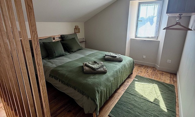 Saint-Martin-de-Hinx House | La maison CAMDELA cosy accommodation in a renovated Landes farmhouse -
