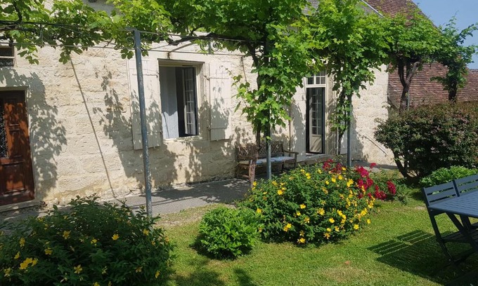Nailhac Bed & Breakfast | La Maison Haute