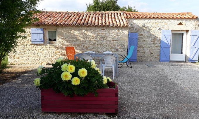 Doix-les-Fontaines House | La maison neuve